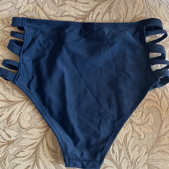 Sexkiss women’s strappy high waisted black cheeky bikini bottom size S/10 - Picture 4 of 8